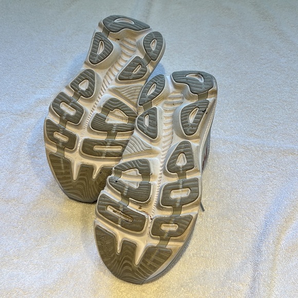 Hoka Gaviota 5 - Picture 4 of 10